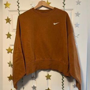 Nike Phoenix Cropped Sweatshirt